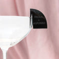 Cargar la imagen en la vista de la galería, Wedding Drink Tag - Wonderful Day, Custom Engraved
